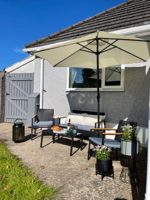 Devonshire Bungalow - Close To The Coast & Lakes. Villa Cleator Bagian luar foto